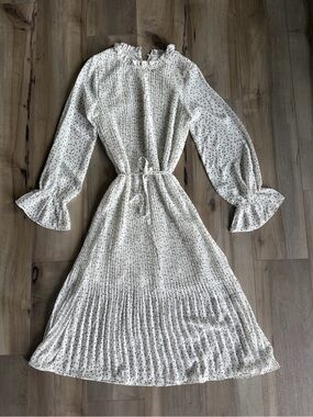 Women's White Polka Dot Long Sleeve Midi Dress